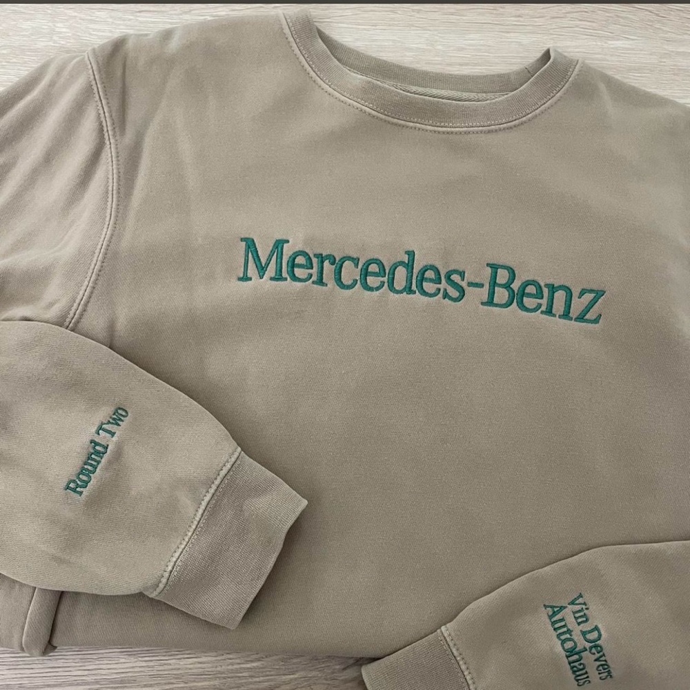 Round Two Mercedes-Benz Crewneck Sweatshirt Tan Embroidered Streetwear Small